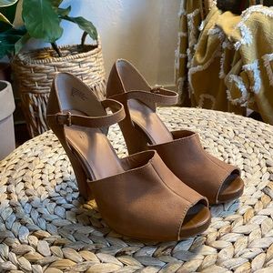 Seychelles Leather Heeled Sandals